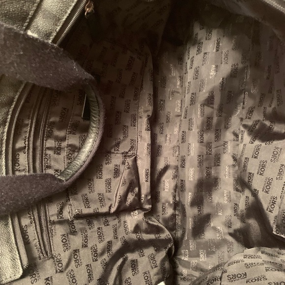 Men’s Michael Kors Weekend - Black Signature. - Picture 3 of 3